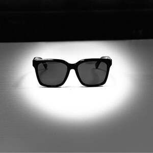 Women’s Gucci Stylish Black Sunglasses